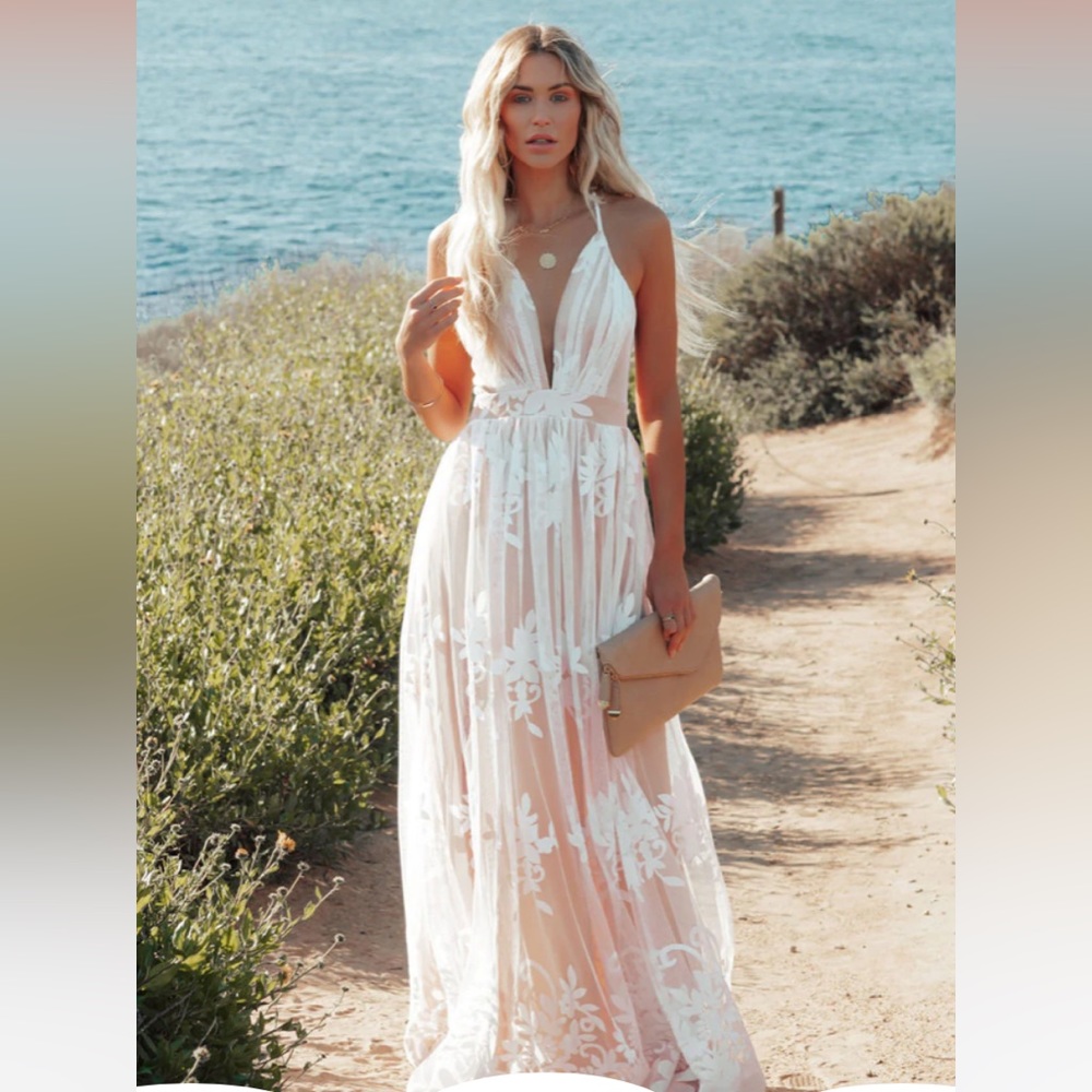 Antonia Maxi Dress Vici